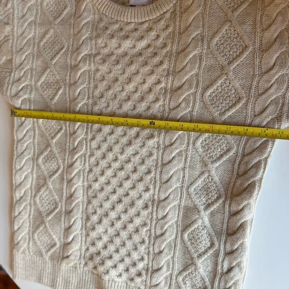 Wills 100% Wool Sweater Size S Cream Beige Cable Knit Men’s - Picture 10 of 15